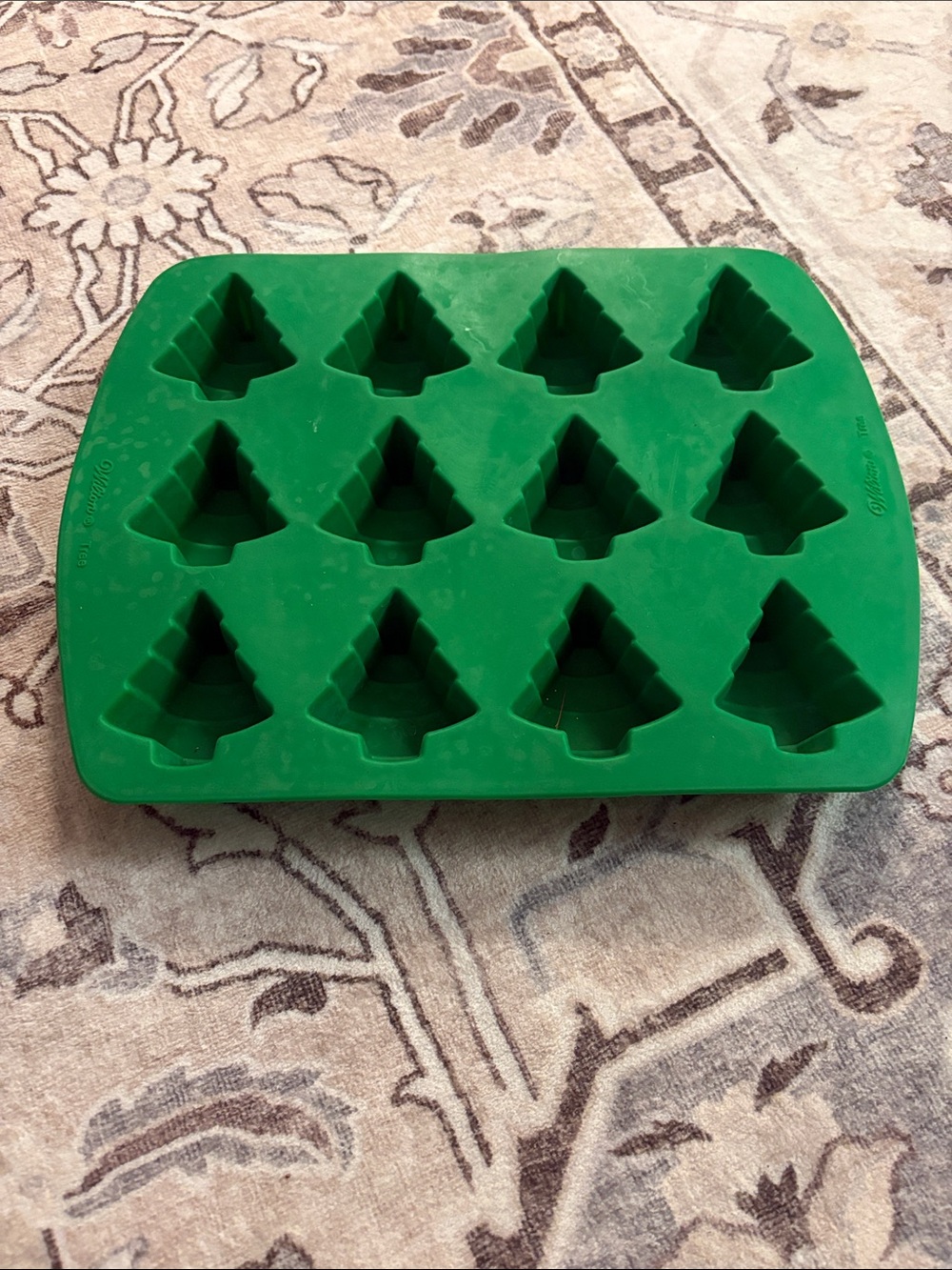 Green Silicone Tree Shaped Mold Tray Holiday Baking & Crafts